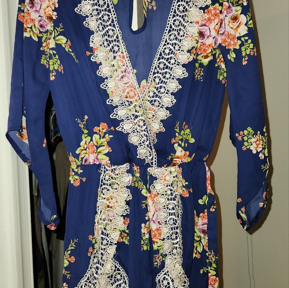 POETRY ROMPER !! - Picture 6 of 9